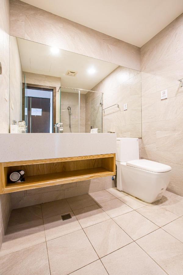 Easylazy Inn Taichung Eksteriør bilde