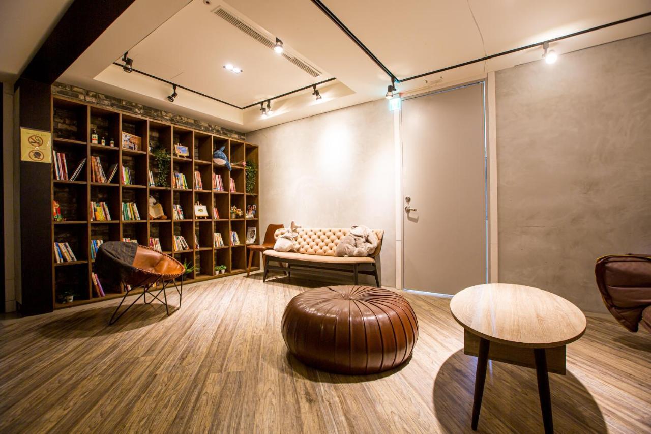 Easylazy Inn Taichung Eksteriør bilde